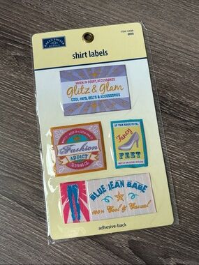 ❤️$4 Karen Foster Design Shirt Labels Diva